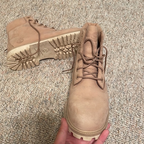 Timberland Boots - Picture 3 of 5